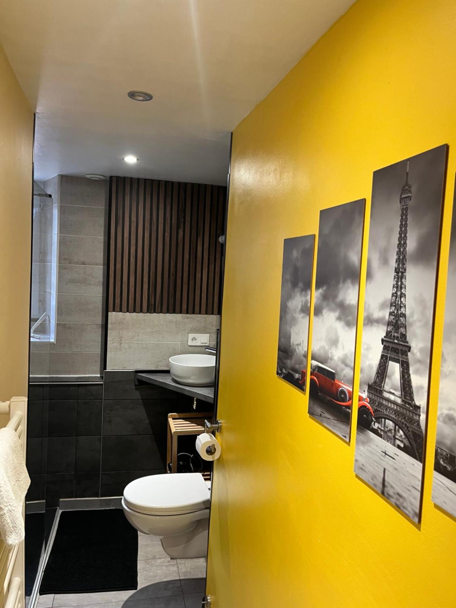 De Passage Chez Lili Bed & Breakfast โปลิญญี ภายนอก รูปภาพ